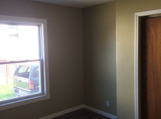 811 2nd St, Ellwood City, PA 16117