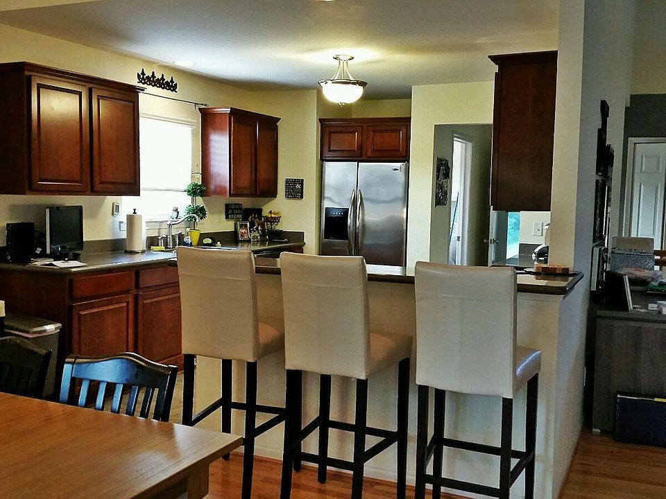 3915 Arbor Dr Auburn Hills, MI Zillow