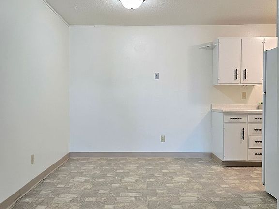 5th image of 1401 5th Ave SE #14