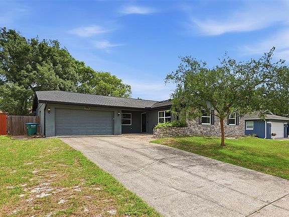 2nd image of 984 Turkey Hollow Cir