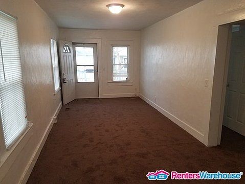 4th image of 3125 Marne Ave