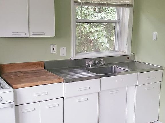 A Unit Kitchen