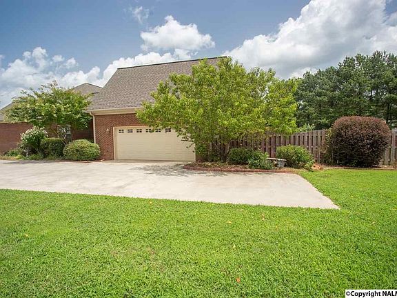 3rd image of 219 Reeney Dr