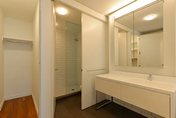 Rented by 212 Consulting Corp | media 26