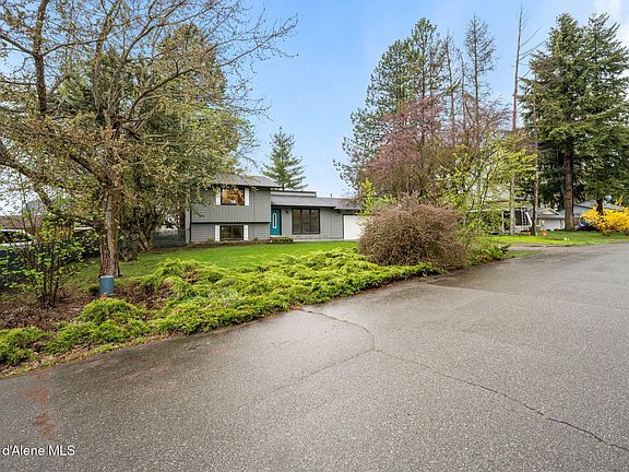 3rd image of 2020 W James Crowe Dr