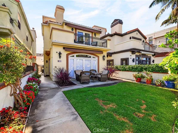 816 Delaware St, Huntington Beach, CA 92648