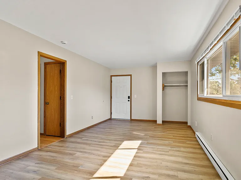 114 W Grant St #2 — Photo 12