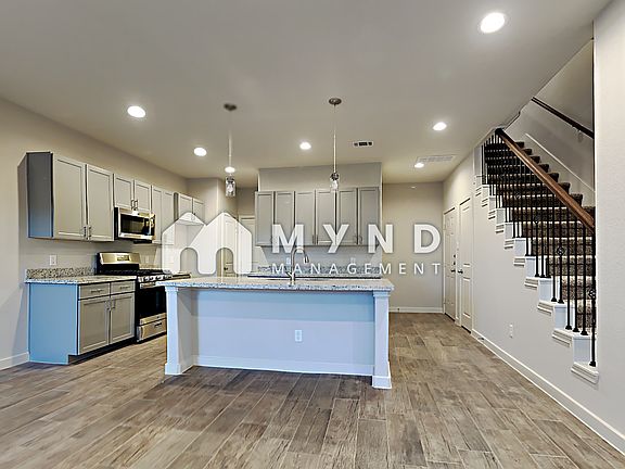 5th image of 15010 Eagle Feather Ct
