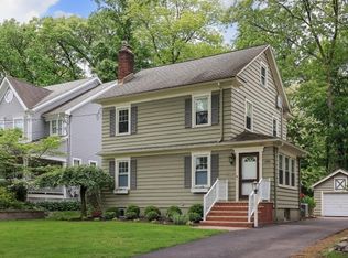 288 Seneca Pl, Westfield Town, NJ 07090
