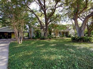 102 Buena Vista Ave, Victoria, TX 77901