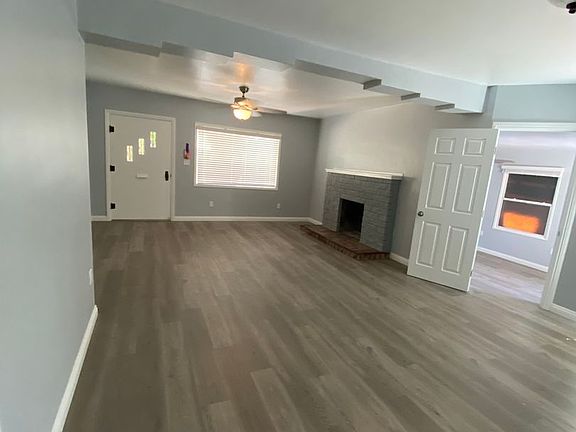 2nd image of 3045-49 Quince St #3047