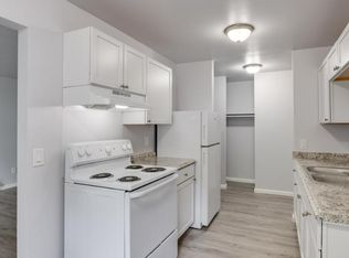 828 Fred St #1, Lansing, MI 48911