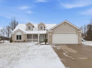 117 Lakeview Dr, Hartford City, IN 47348