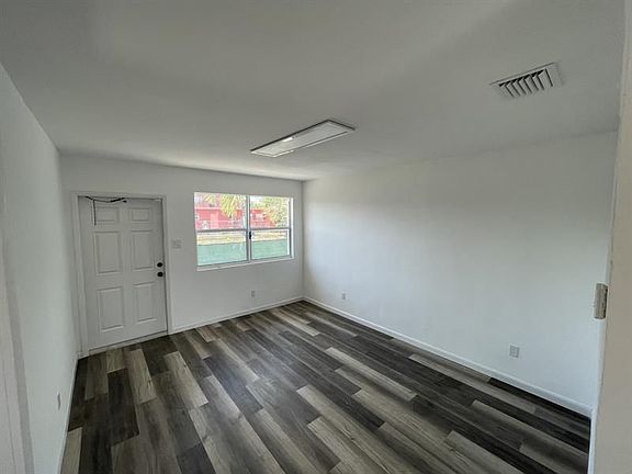 5th image of 2135 NW 7th St #1