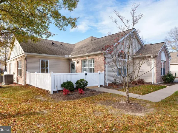 131 Point Ct, Lawrence Township, NJ 08648