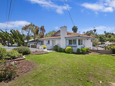 274 Hacienda Dr, Vista, CA, 92081