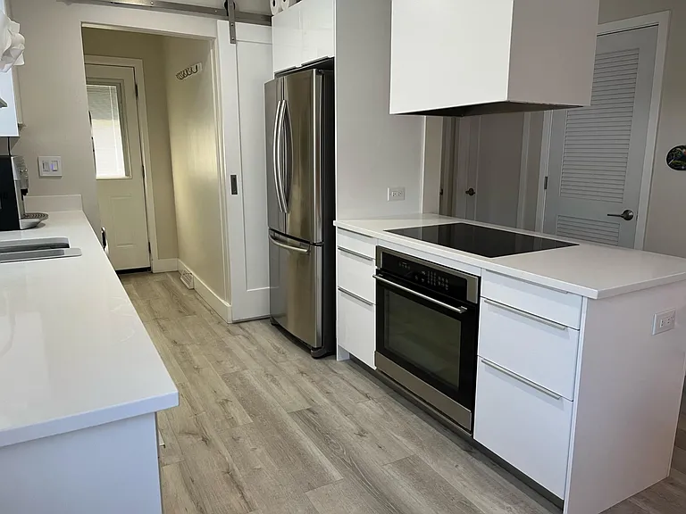 231 N West St #1 — Photo 3