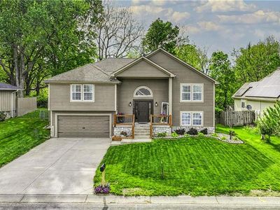 1908 N Ponca Dr, Independence, MO, 64058
