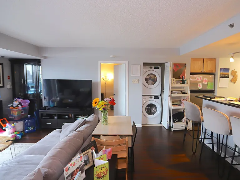 700 1st St #10T — Photo 12
