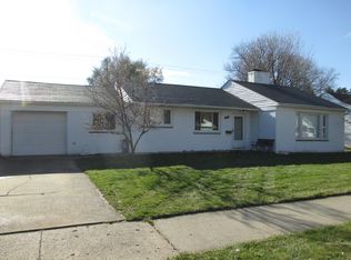 13315 Birrell St, Southgate, MI 48195