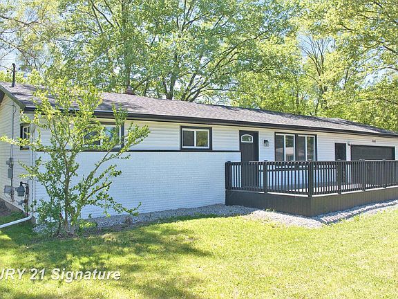 2nd image of 5062 Akron St