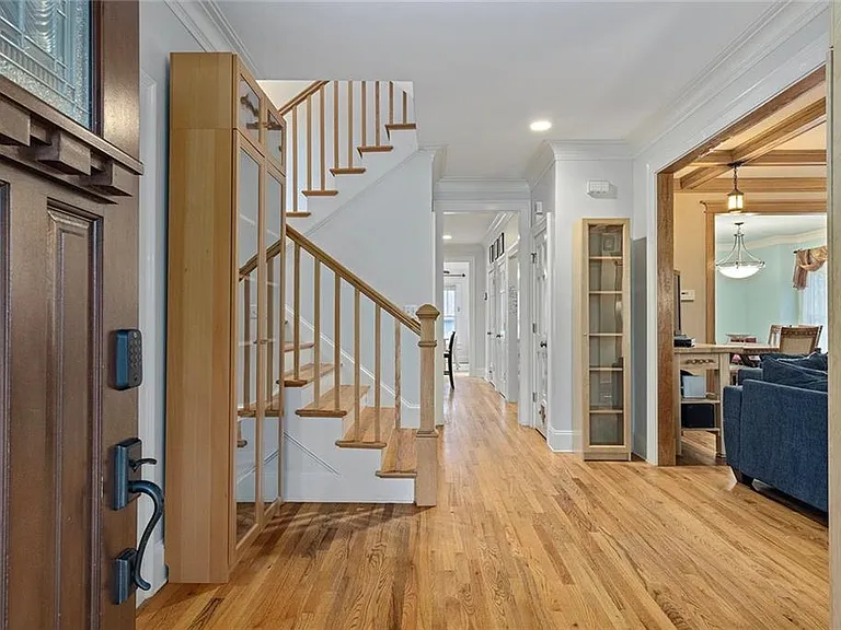 120 Park Pl — Photo 6