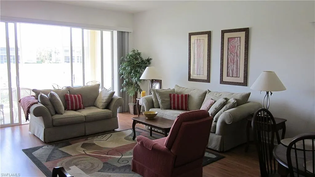 2 bed, 2.0 bath, 1482 sqft, $5,100 — Photo 4