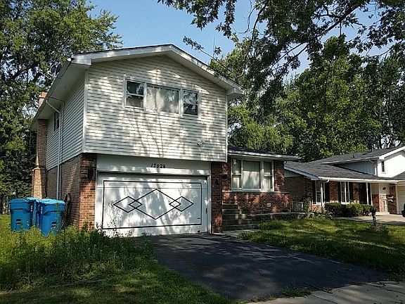 3rd image of 17026 Kenwood Ave