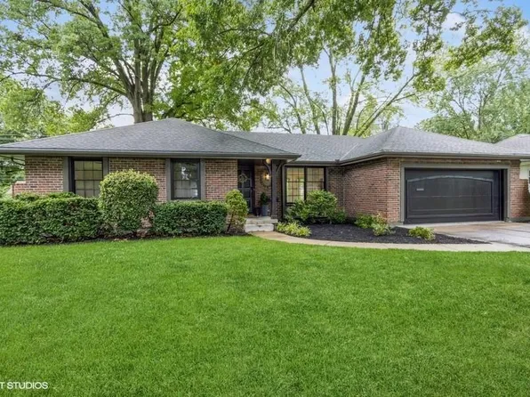 809 NE Columbus St, Lees Summit, MO 64063
