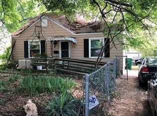 613 Bradford Dr, Charlotte, NC 28208