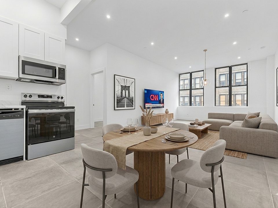 1st image of 81 Willoughby St #405