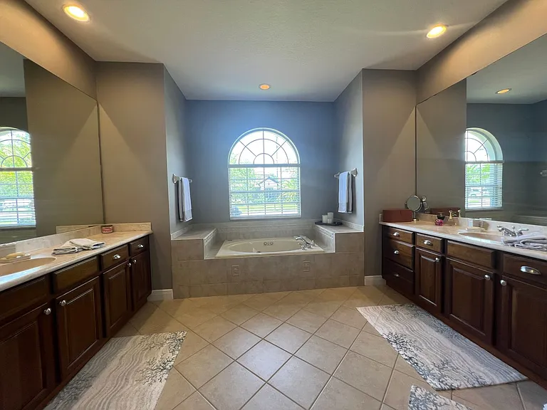 630 Broadoak Loop — Photo 40