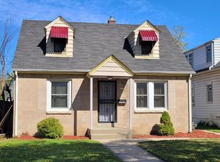 4976 N 27th St, Milwaukee, WI 53209