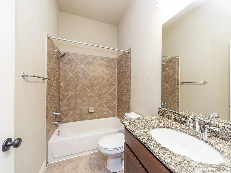 27106 Cross Pointe Ct — Photo 24