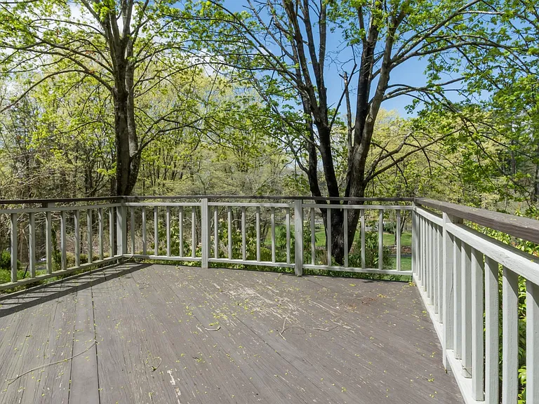 241 Maple Rd #1 — Photo 23