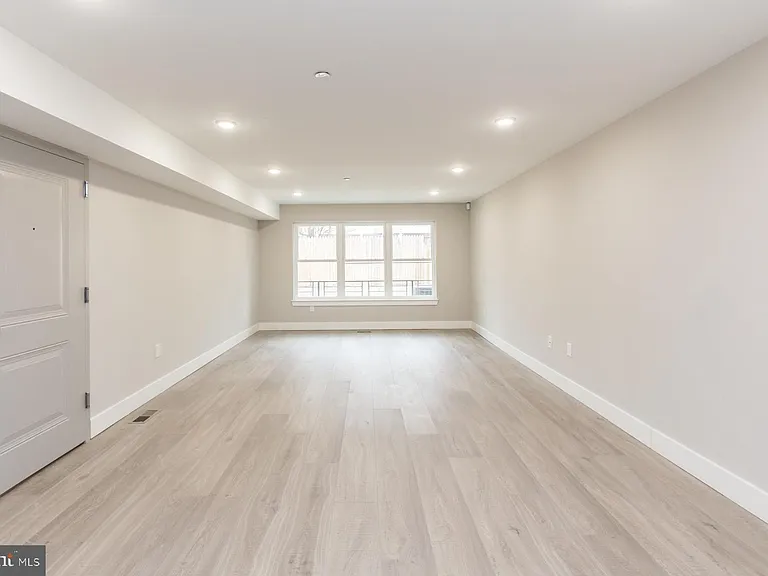 1724 N Marshall St #B — Photo 5