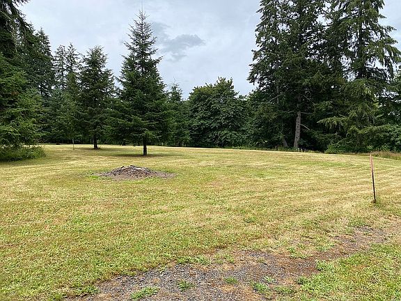 3rd image of 9130 Old Highway 99 SE