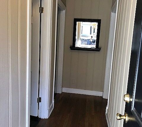 4th image of 3217 Waits Ave
