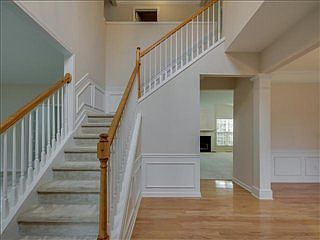 3rd image of 5549 Nevil Point
