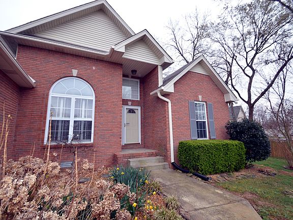 4th image of 2398 Danbury Dr