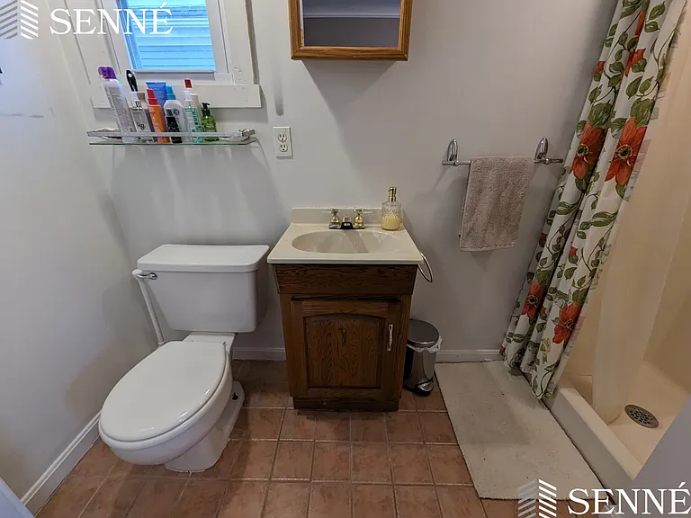 33 Paulina St #2 — Photo 6