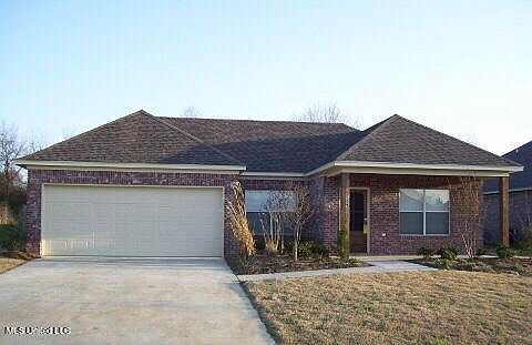 1st image of 109 Newport Dr