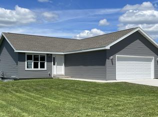 231 Julia St, Claremont, MN 55924