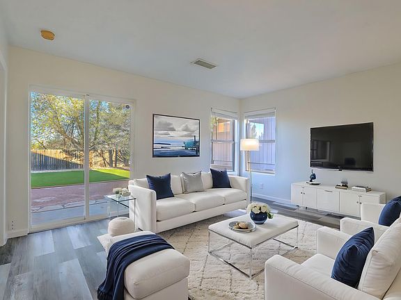 2nd image of 1777 Lee Loop NE