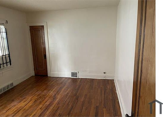 5th image of 3599 E 147th St #1