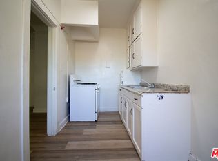 1316 N Mariposa Ave #208, Los Angeles, CA 90027