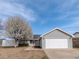132 Gail Jackson Ct, Clovis, NM 88101
