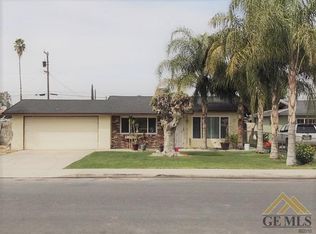 1324 Garfield Ave, Bakersfield, CA 93304