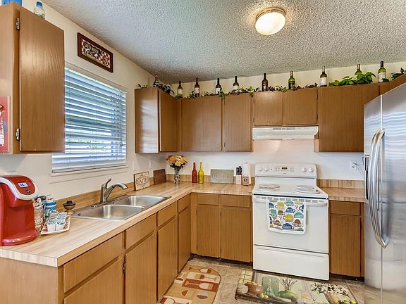 4th image of 905 Cottonwood Ct