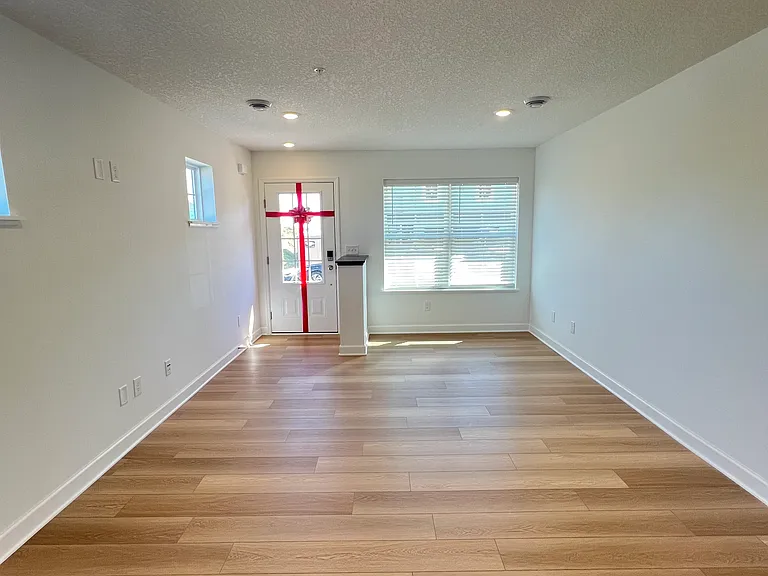 5219 Long Pointe Pass — Photo 4